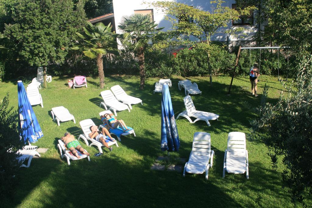 مانربا ديل جاردا Residence Miralago Rooms & Apartments المظهر الخارجي الصورة