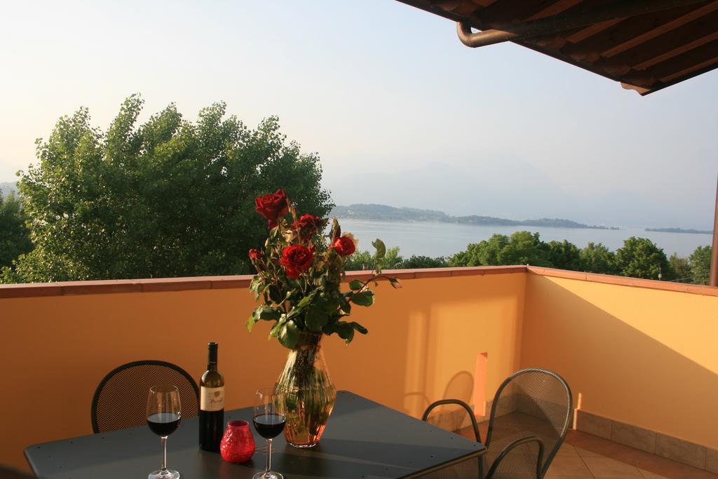 مانربا ديل جاردا Residence Miralago Rooms & Apartments المظهر الخارجي الصورة