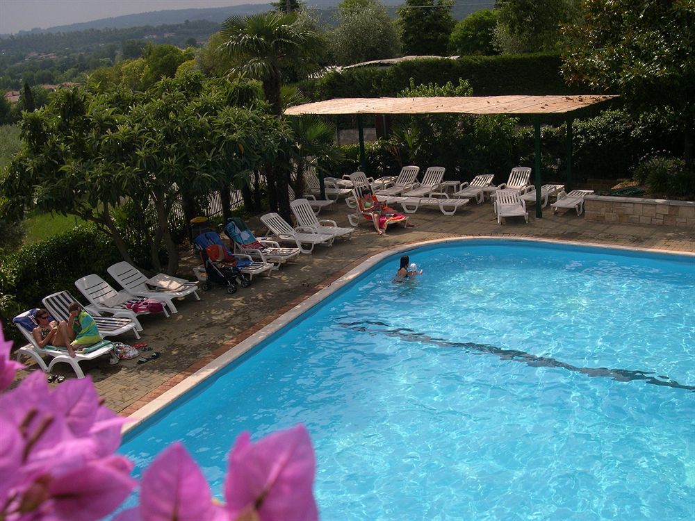 مانربا ديل جاردا Residence Miralago Rooms & Apartments المظهر الخارجي الصورة