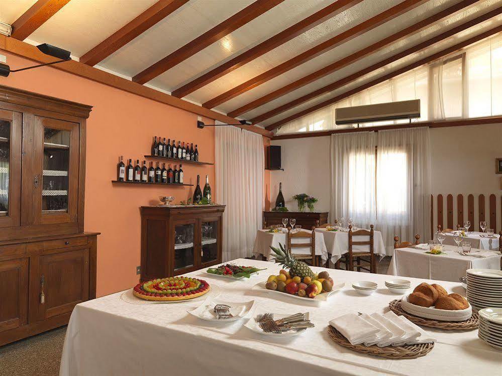 مانربا ديل جاردا Residence Miralago Rooms & Apartments المظهر الخارجي الصورة