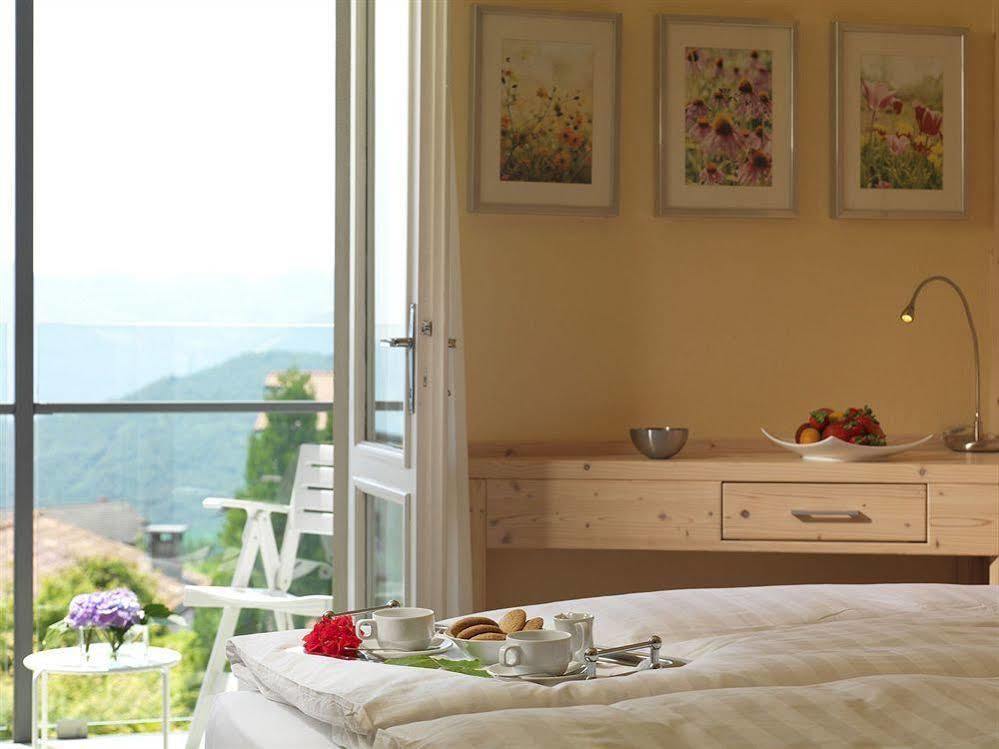 مانربا ديل جاردا Residence Miralago Rooms & Apartments المظهر الخارجي الصورة